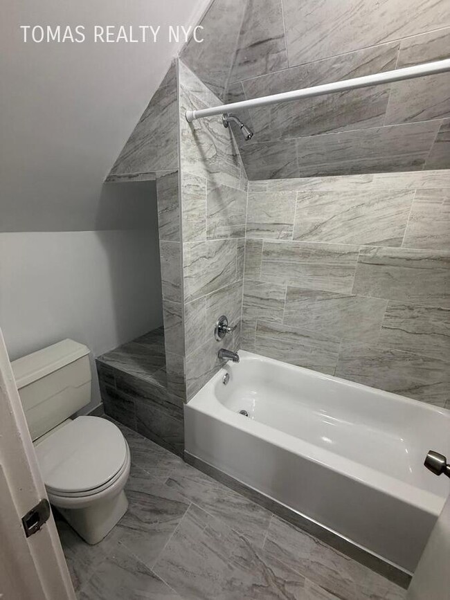 Building Photo - 436 Park Hill Ave