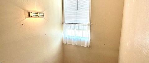 Building Photo - 2361 Sugartree Ct