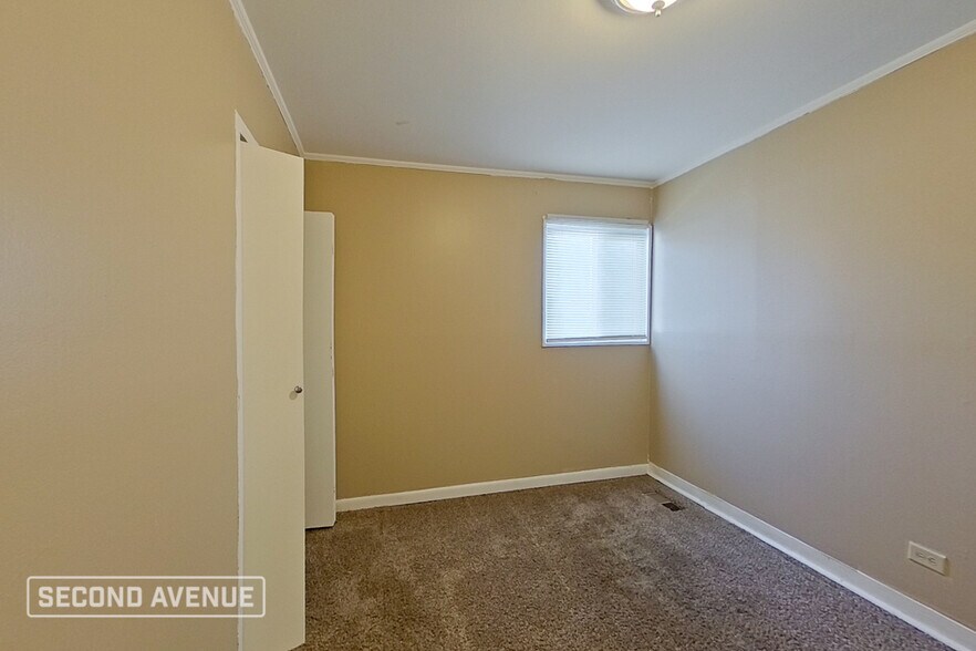 Building Photo - 441 Talala St