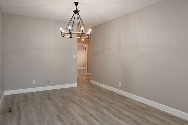 Building Photo - Nice Willow Glen Bungalow, Pet Friendly, 2...