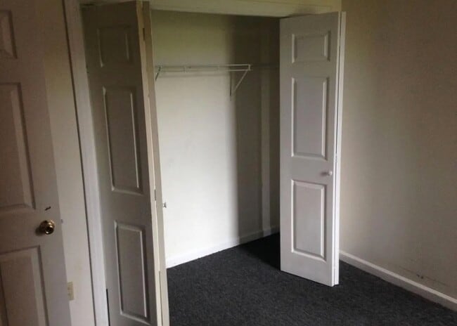 Building Photo - 105 A Williams St