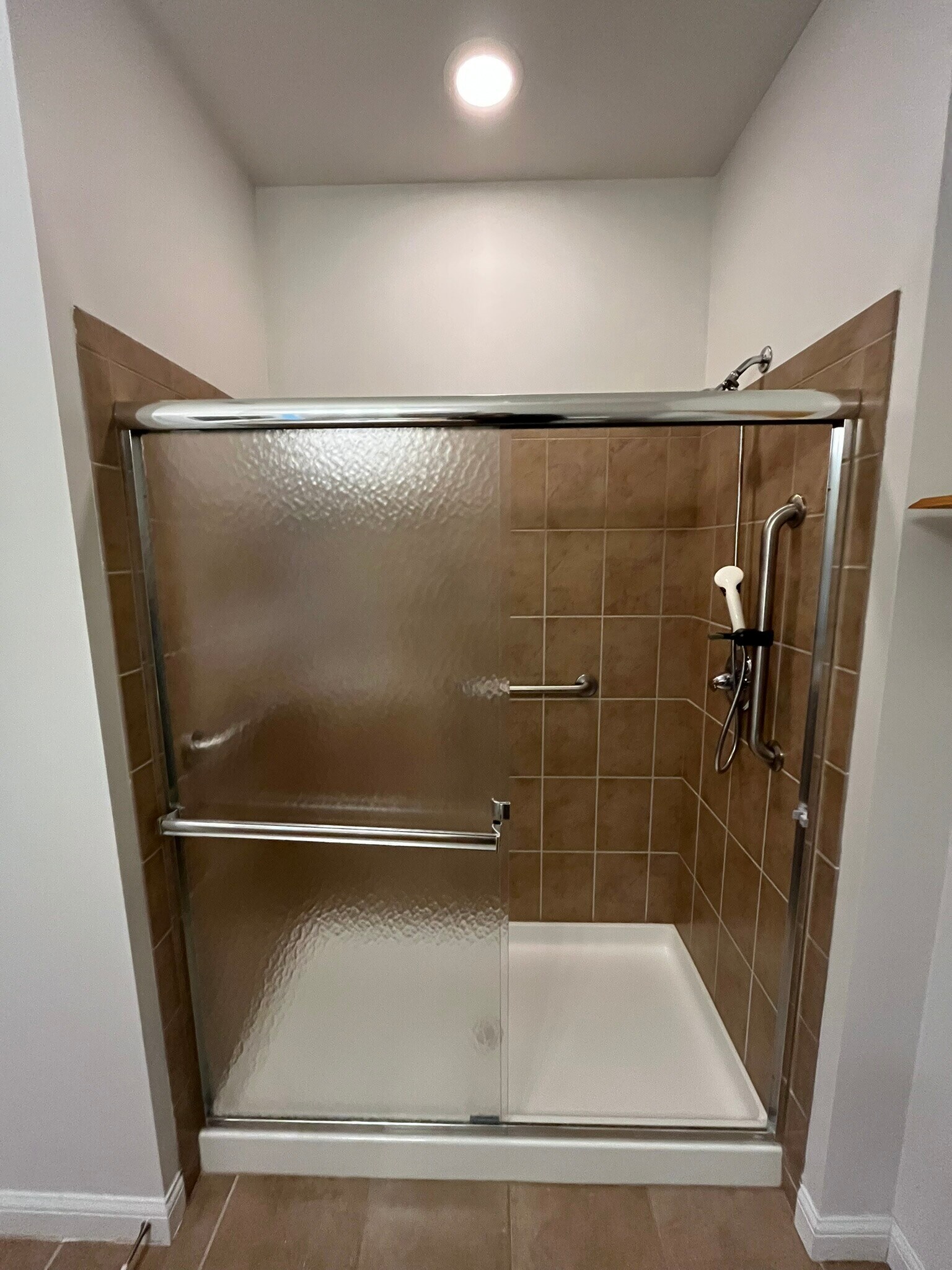 Building Photo - 6897 Rothwell St