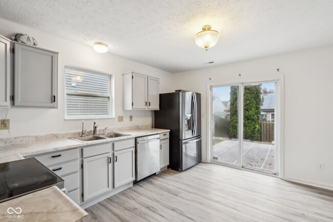 Building Photo - 5344 Arbor Creek Dr