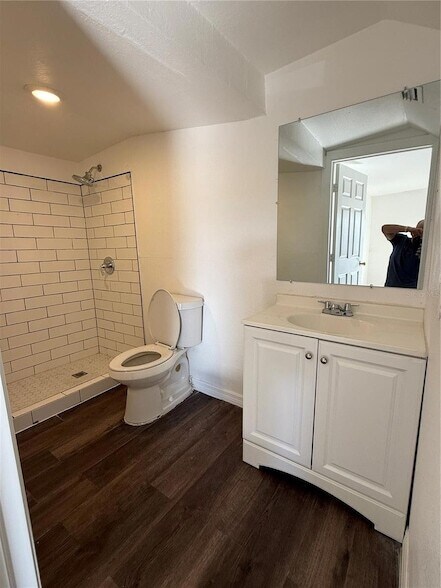 Building Photo - 1907 N 49th St