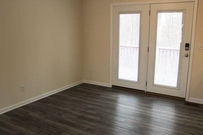 Building Photo - 3 Bedroom | 2 Bathroom Home Near TTU