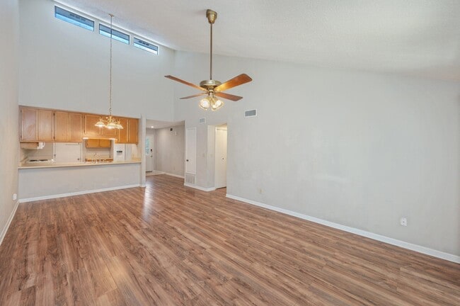 Building Photo - 96 Catamaran Ln