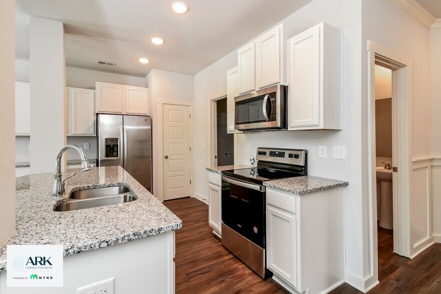 Building Photo - 5545 Cathwick Trce