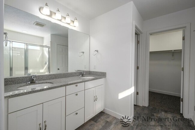 Building Photo - 3551 Sojo Dr S