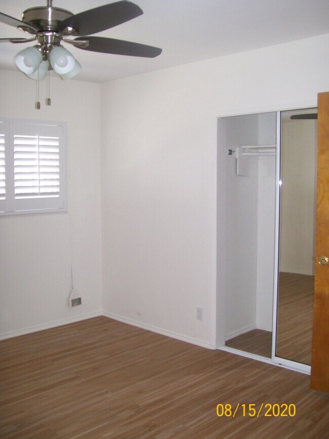 BR 1 - 6013 Menlo Ave