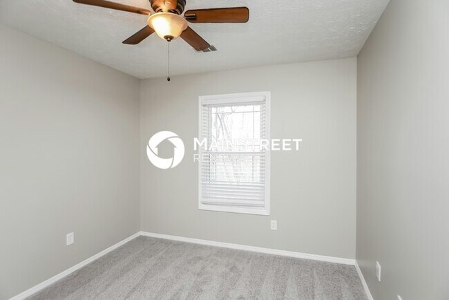 Building Photo - 4 Bedroom Pet-Friendly Home in Kennesaw, G...
