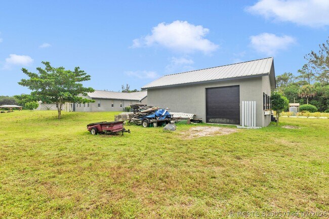 Building Photo - 2770 E Rd