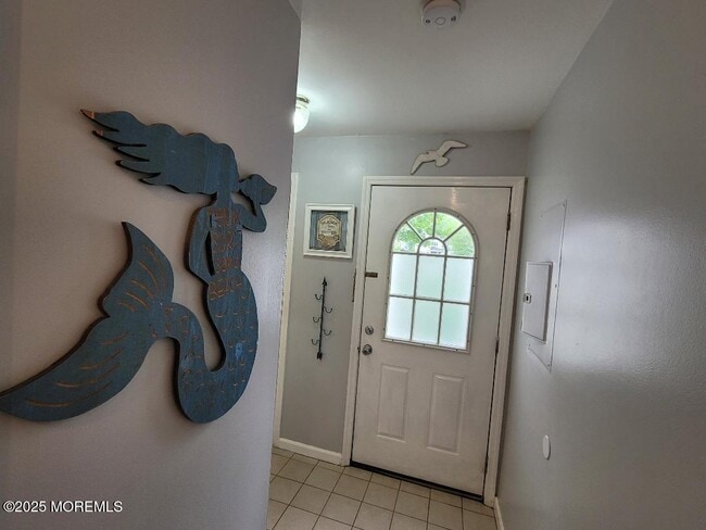 Building Photo - 602 Central Ave