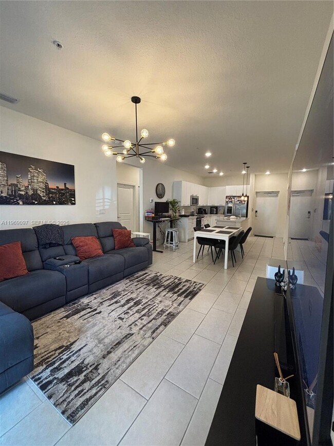 Building Photo - 8167 NW 41st St