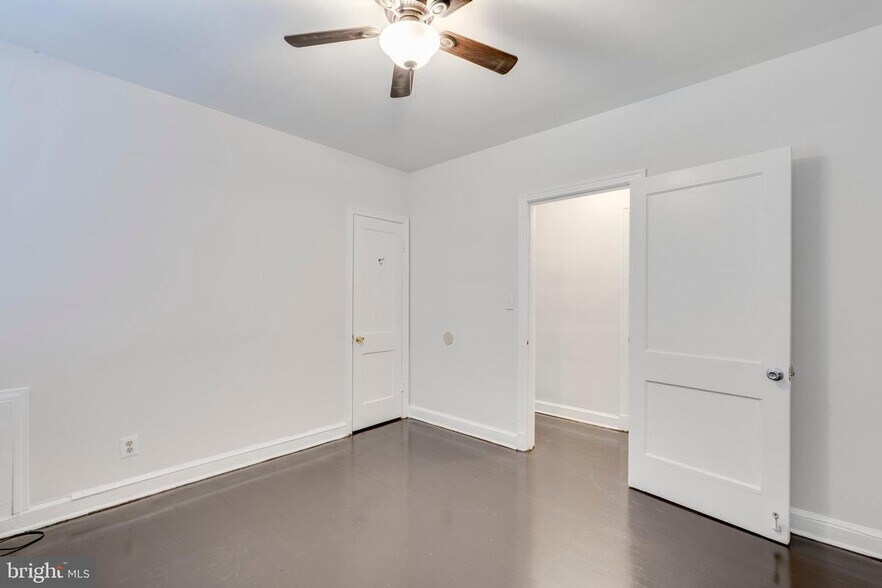 Building Photo - 3806 39th St