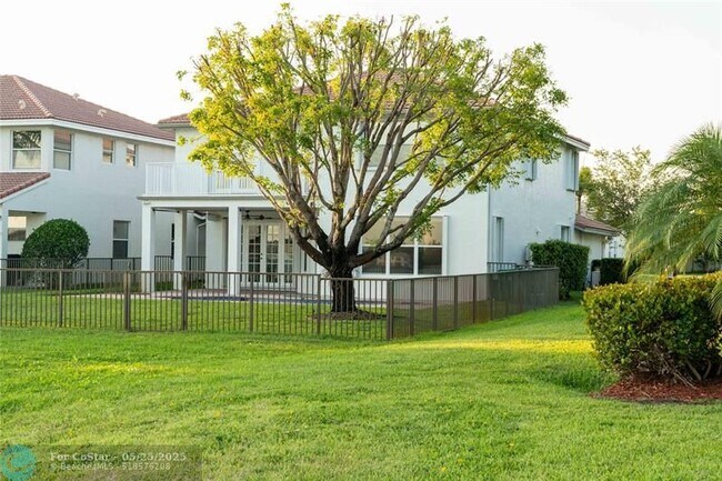 Building Photo - 17654 SW 47th St
