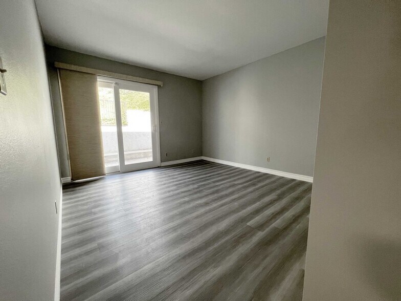 Building Photo - 20433 Pacific Dr