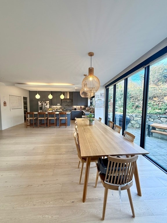 Building Photo - 6 Parkside Dr