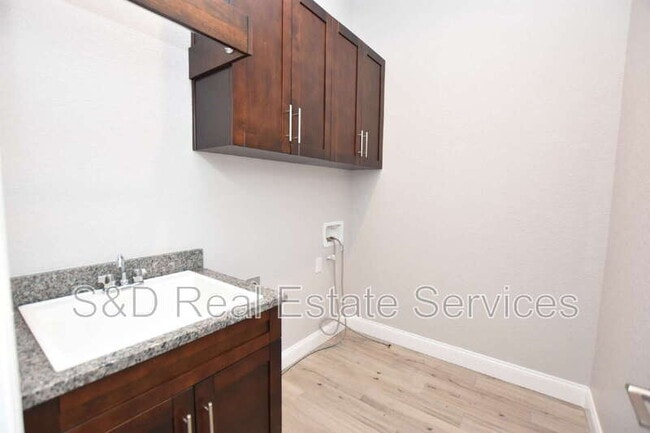 Building Photo - 3544 Lakeside Heritage Dr