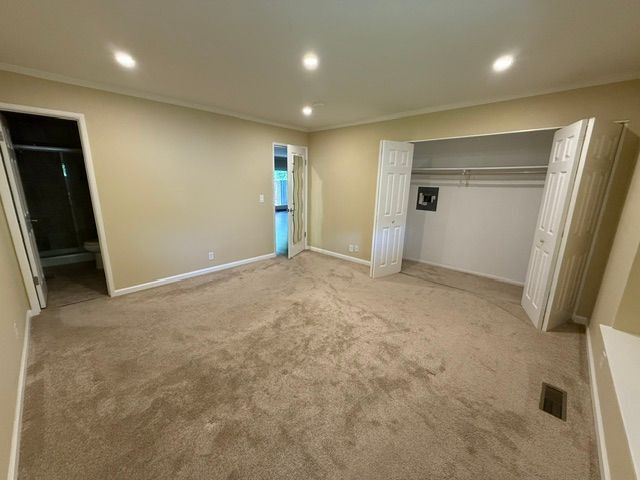 Building Photo - 109 Miramonte Dr
