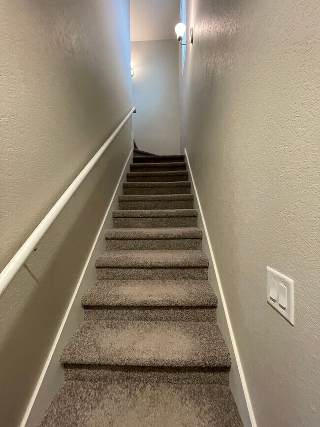 Building Photo - PRELEASING NOW!! Three Bedroom | Two Bathroom Home in Scott's Hollow