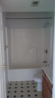 bath - 77 E Queenwood Rd
