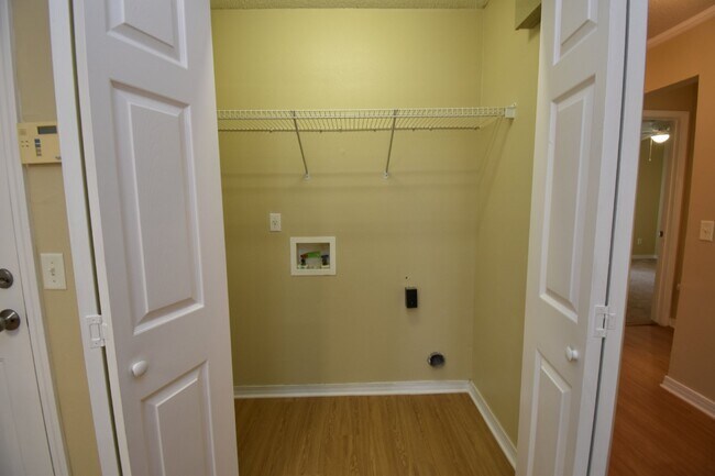Building Photo - 3BR Home Near NAS Pensacola with 1-Car Garage, Fenced Backyard & Open Kitchen