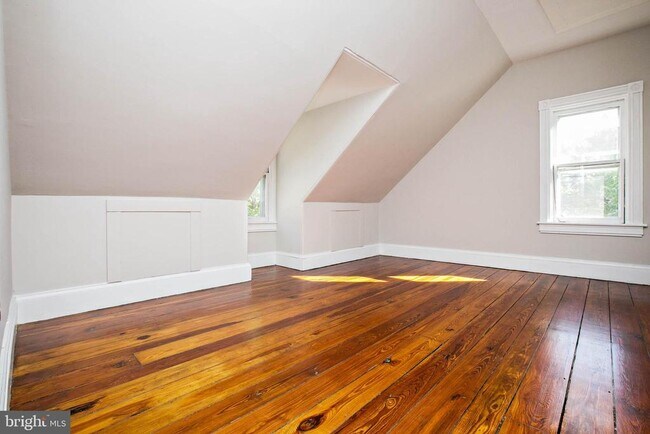 Building Photo - 208 S Atlantic Ave