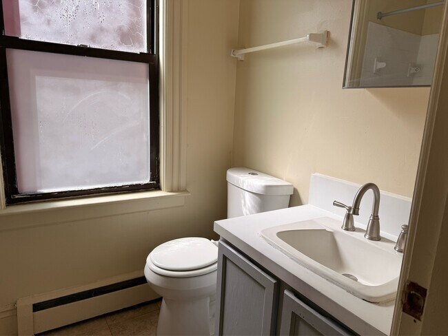 Building Photo - 54-56 Congress St