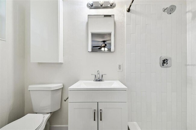 Building Photo - 4545 37th Ave N