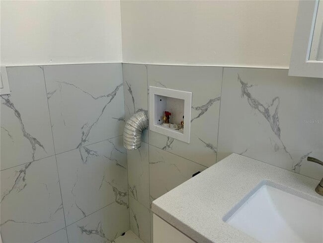 Building Photo - 12741 Poppy St