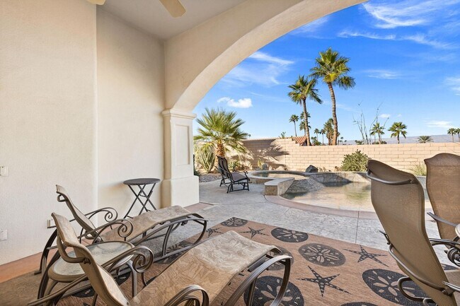 Building Photo - 73110 Calliandra St