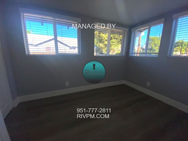 Building Photo - COMING SOON!!!!Charming upgraded 2 bed 2 bath single family home!!