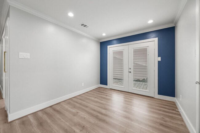 Building Photo - 10257 Bridgeland Ln