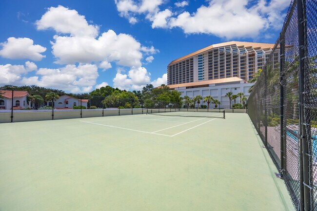 Building Photo - 5501 Heron Point Dr