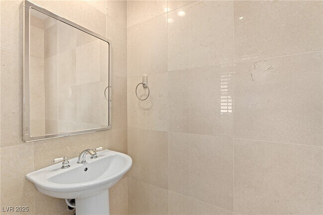 Building Photo - 3295 Mission Creek Ct