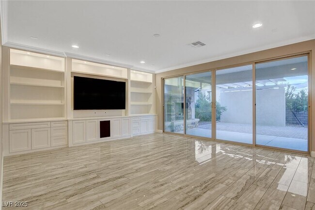 Building Photo - 12217 Nasino Ave