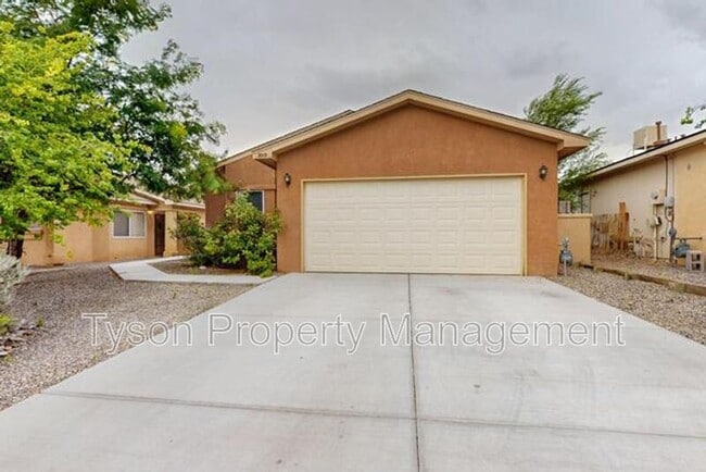 Primary Photo - 3013 Taos Meadows Dr NE