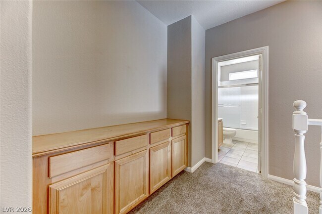 Building Photo - 10289 Green Orchard Ct