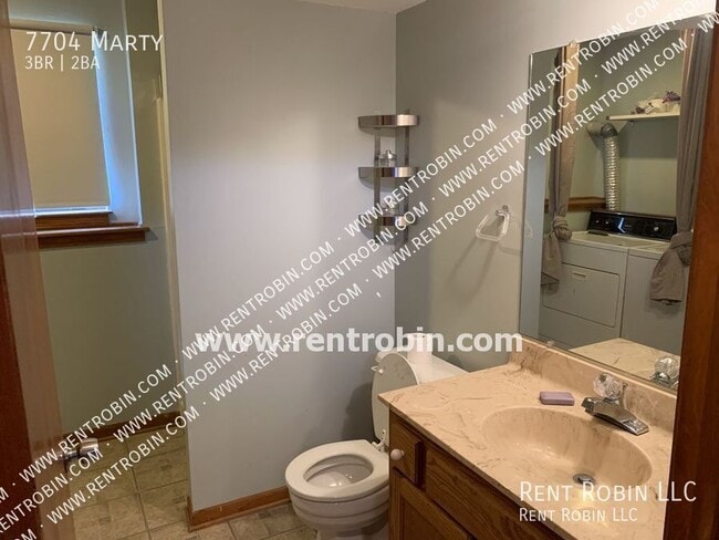 Building Photo - 7704 Marty-