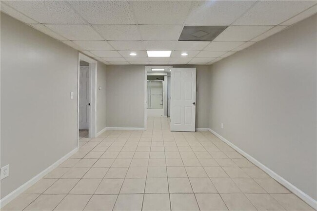 Building Photo - 3511 Autumn Farm Terrace