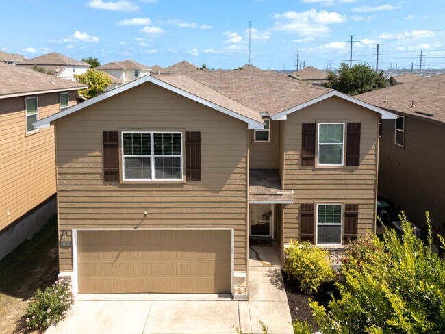 Building Photo - 11515 N Peak