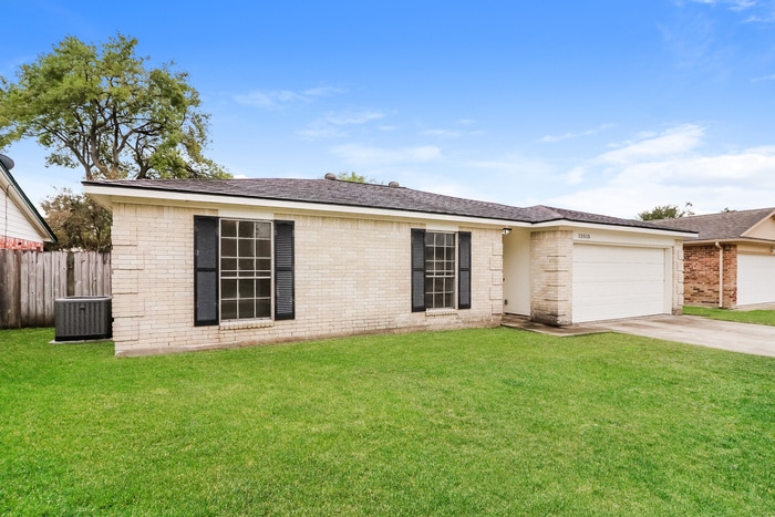 Building Photo - 13515 Greywood Dr