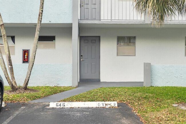 Building Photo - 8351 Sands Point Blvd