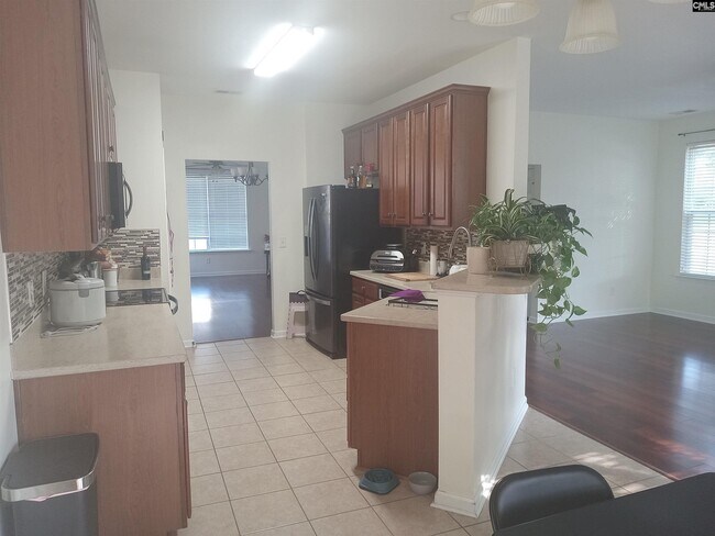 Building Photo - 403 Henslowe Ln