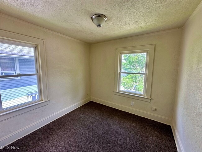 Building Photo - 2124 17th St SW