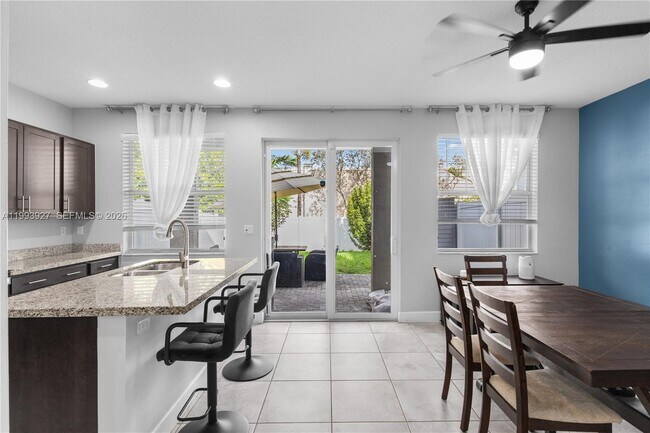 Building Photo - 4813 NW 48th Terrace