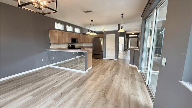 Building Photo - 1155 Millbrook Cir