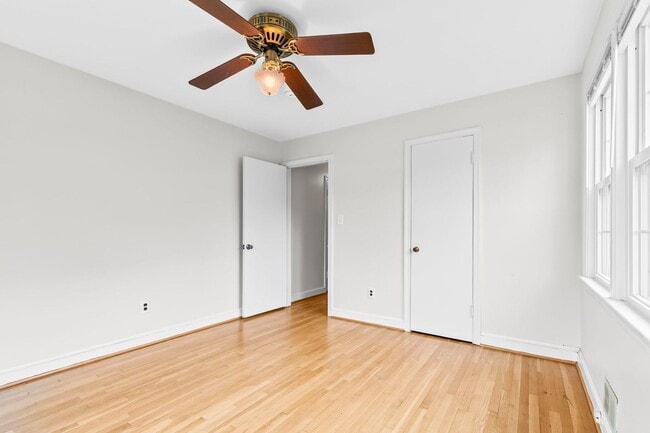 Building Photo - Charming 3-Bedroom Home in Silver Spring