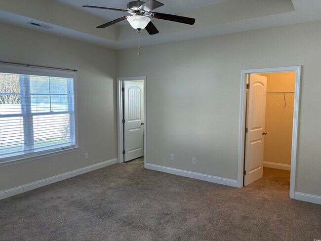 Building Photo - 292 Clearwater Dr