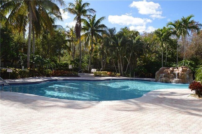 Building Photo - 5550 NW 61st St